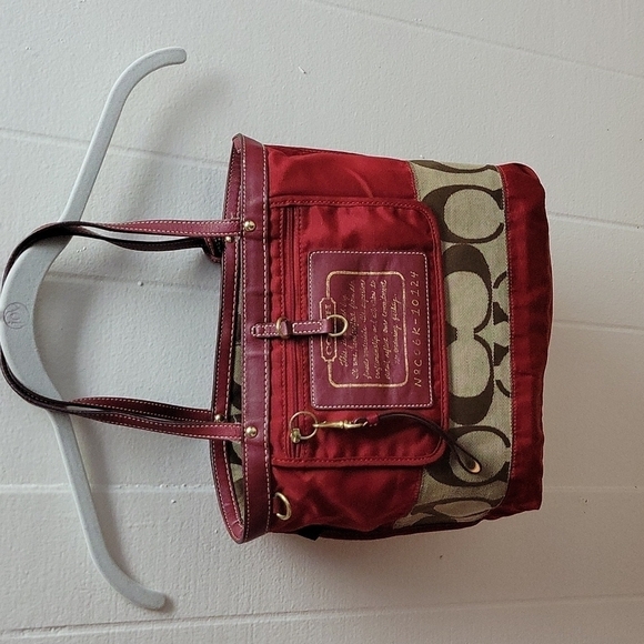 Reversible Coach signature stripe tote - Picture 9 of 12